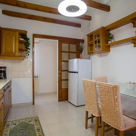 Matula's * Κασσιόπη